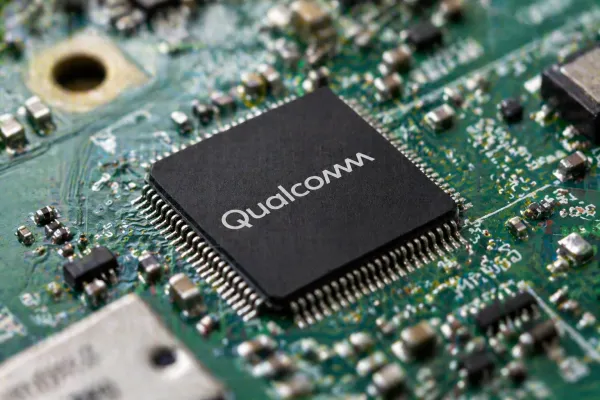 Qualcomm stock (QCOM) jumps 8% as AI rally returns ahead of Snapdragon Summit
